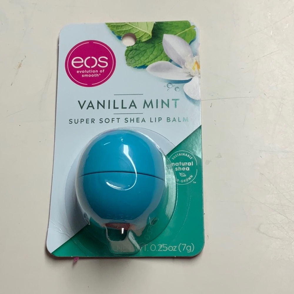 Lip balm eos